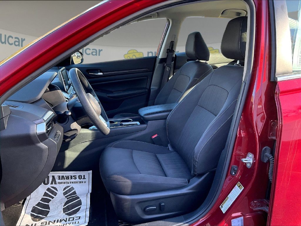Used 2024 Scarlet Ember Nissan 2.5 SV image 10