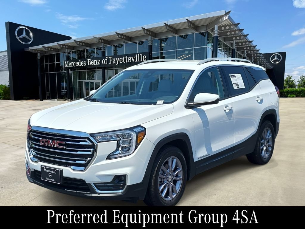 Used 2023 White GMC SLT image 1