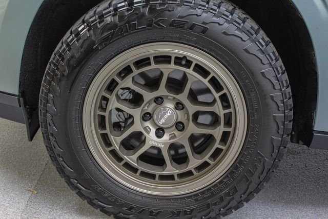 Used 2023 Cactus Green / Gray Ford XL image 13