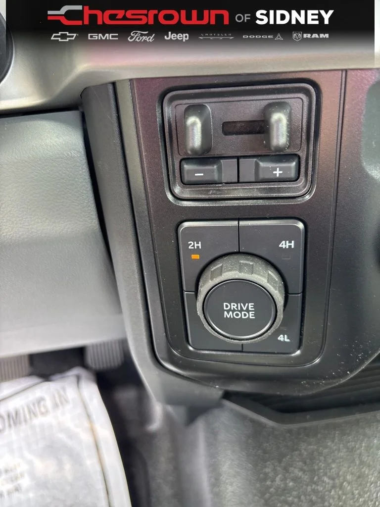 Used 2025 White Ford XL image 21