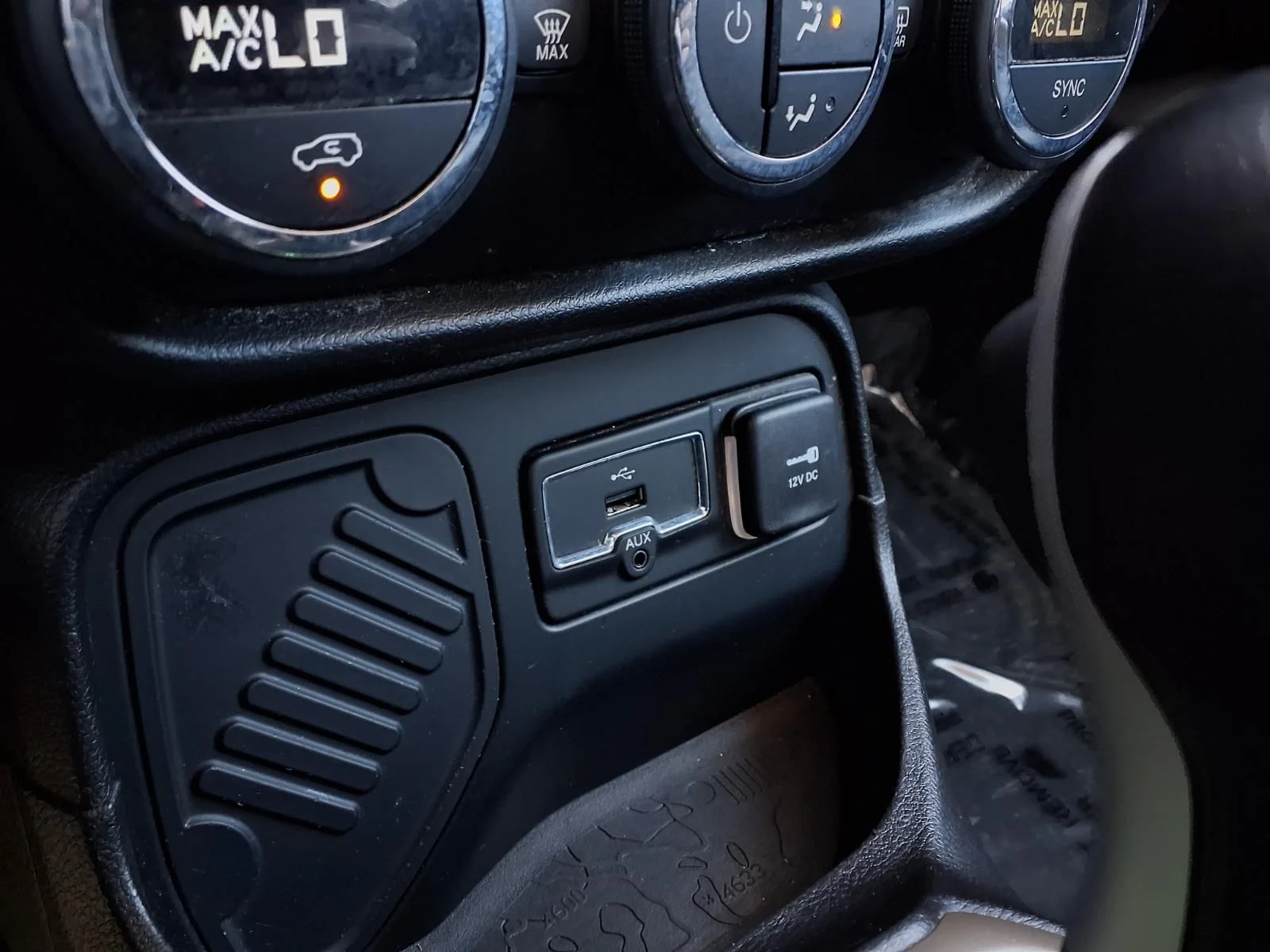 Used 2017 Red Jeep Limited image 10