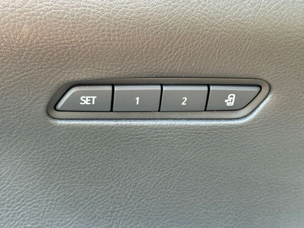 Used 2021 Red Cadillac Sport image 19