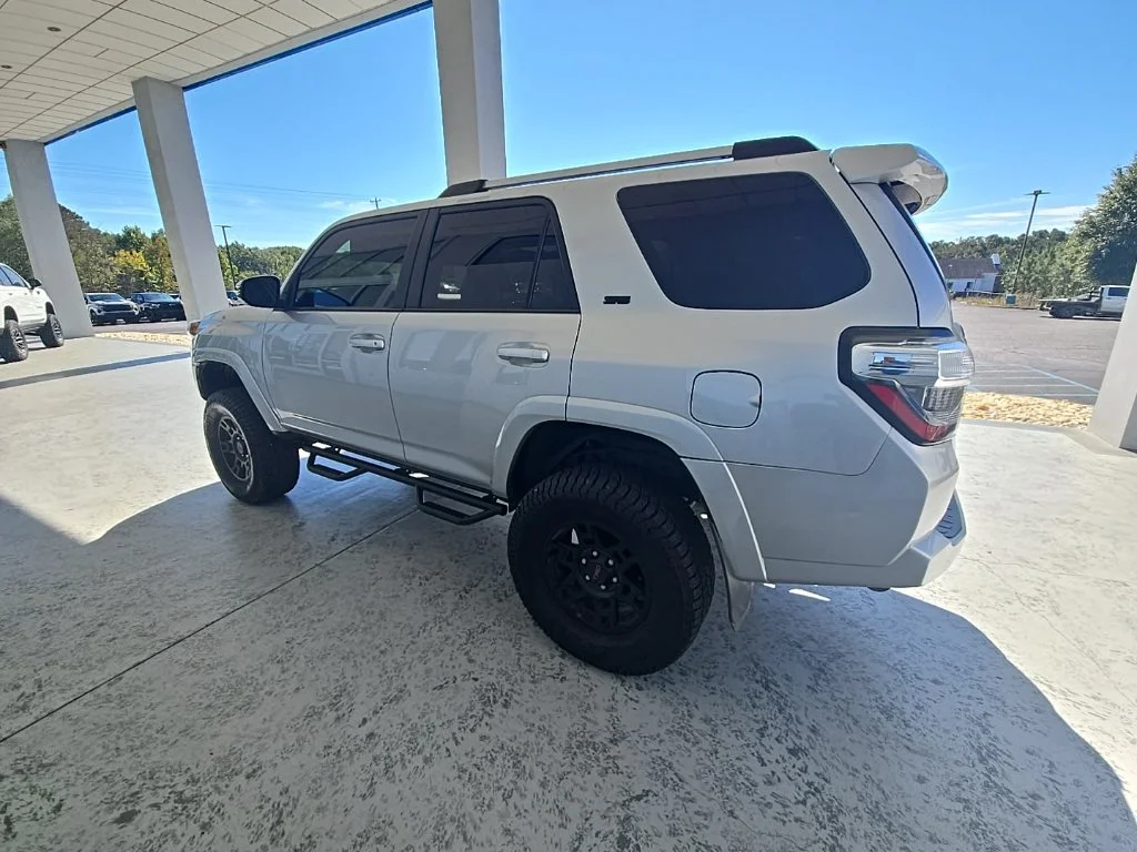 Used 2021 Classic Silver Metallic Toyota SR5 Premium image 14
