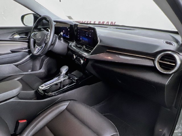 2025 Chevrolet Trax Activ - Photo 37