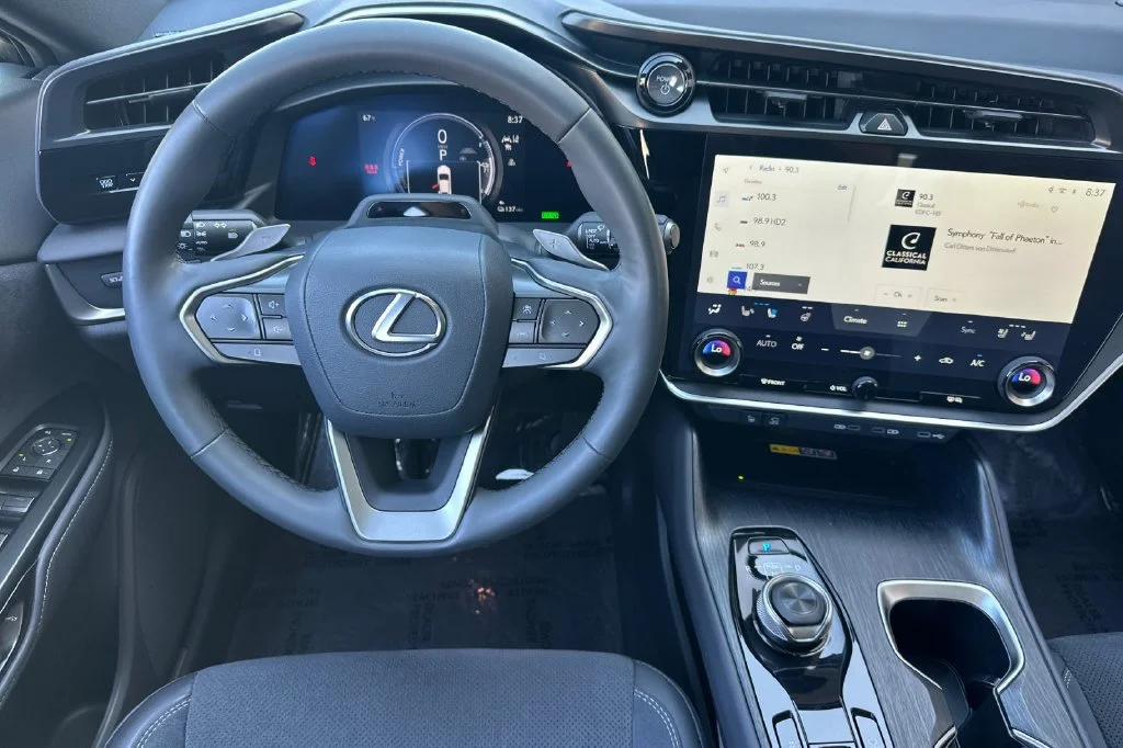 Used 2023 Silver Lexus 450e Luxury image 16
