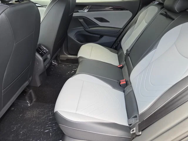 New 2026 Green Volkswagen 2.0T SE R-Line Black image 8