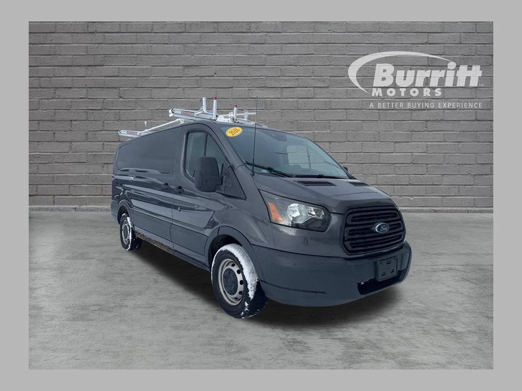 Used 2016  Ford BASE image 1