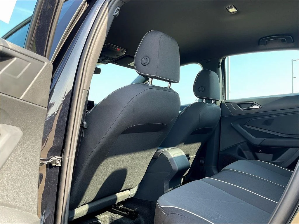 New 2026 Black Volkswagen 1.5T Sport image 21