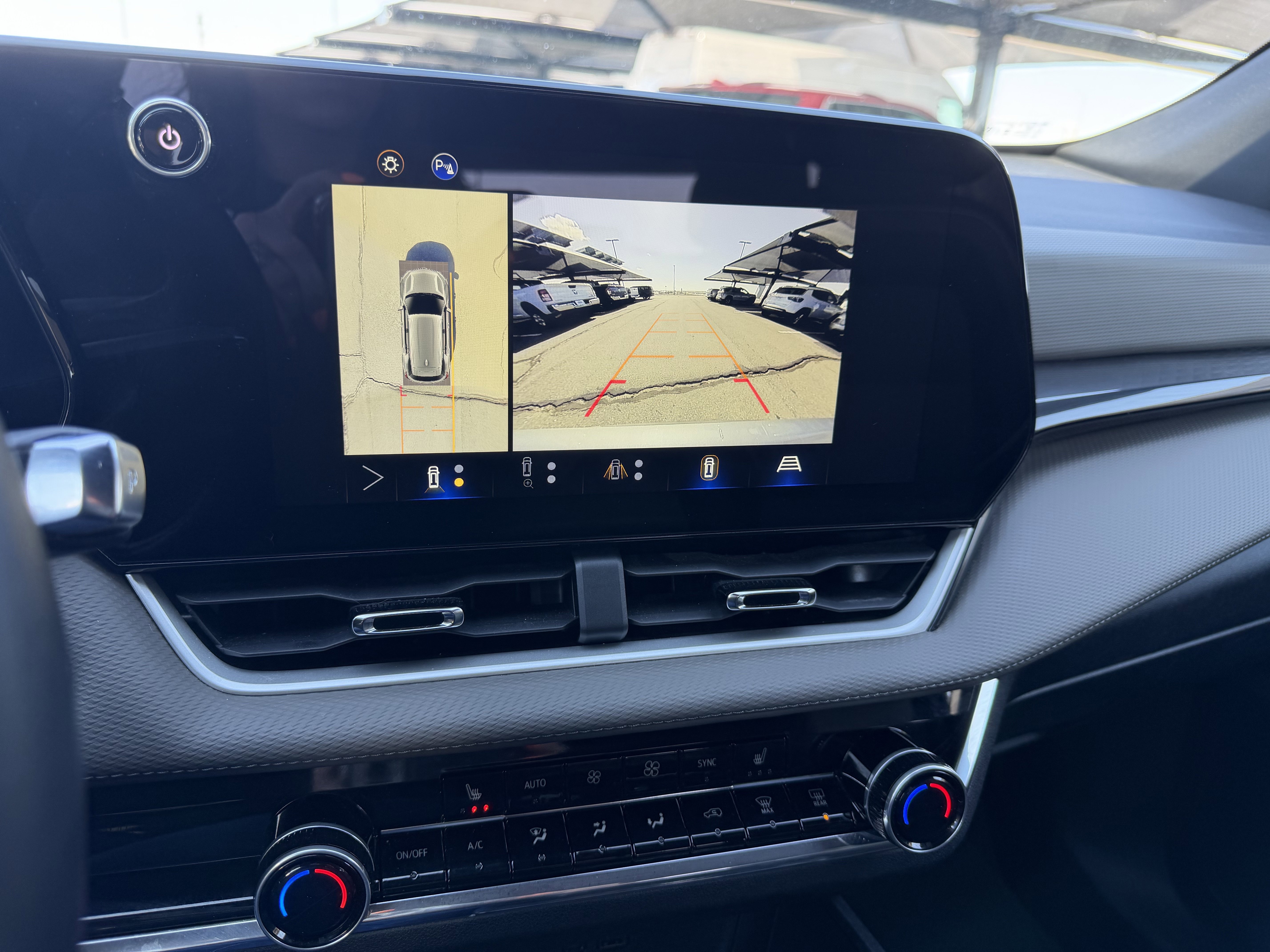 Used 2025 Gray Chevrolet LT image 17