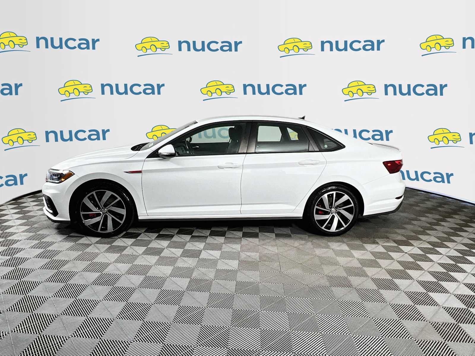 Used 2020 Pure White Volkswagen S image 4