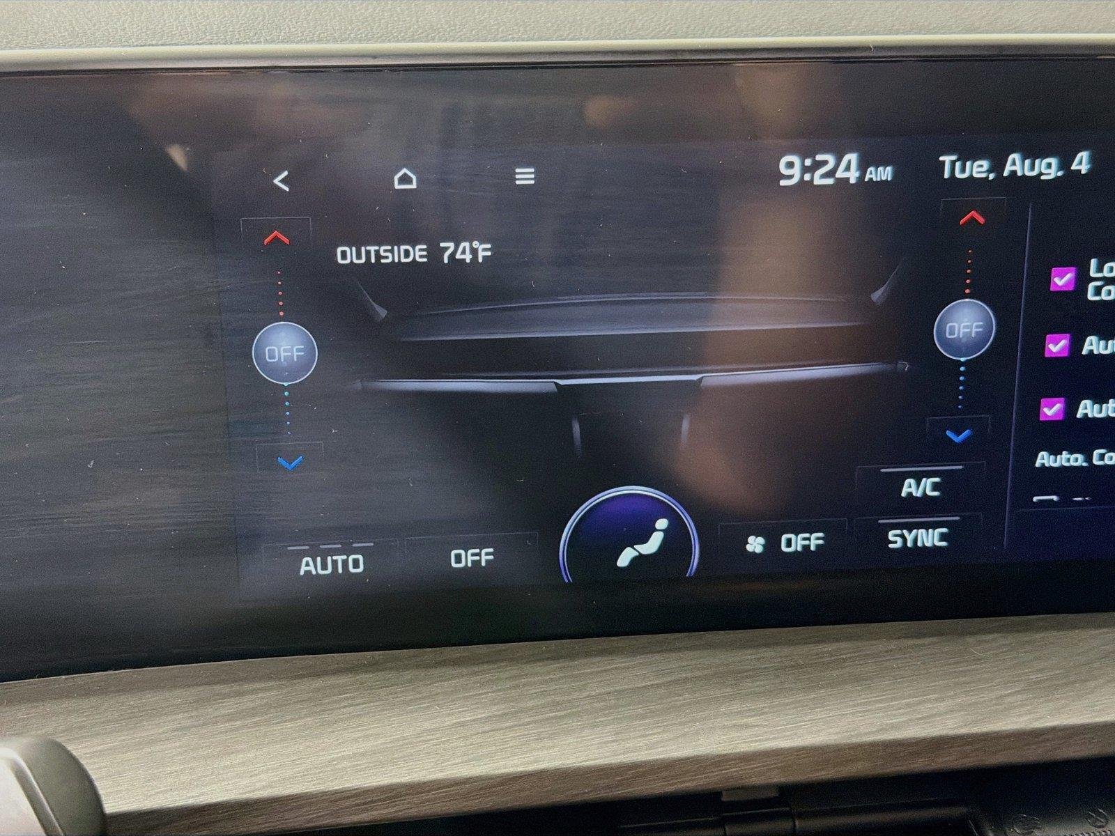 Used 2025  Kia EX X-Line image 22