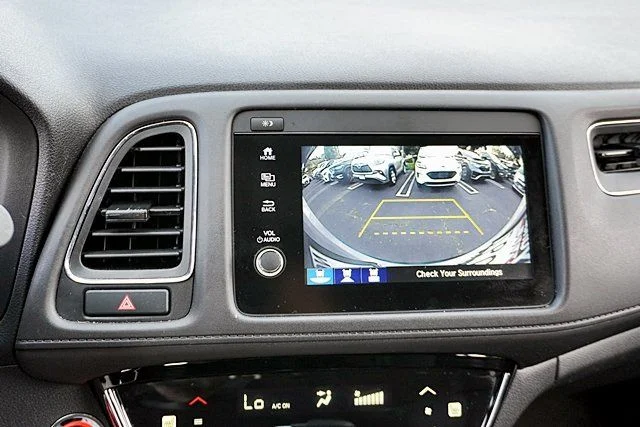 Used 2022 Silver Honda EX image 26