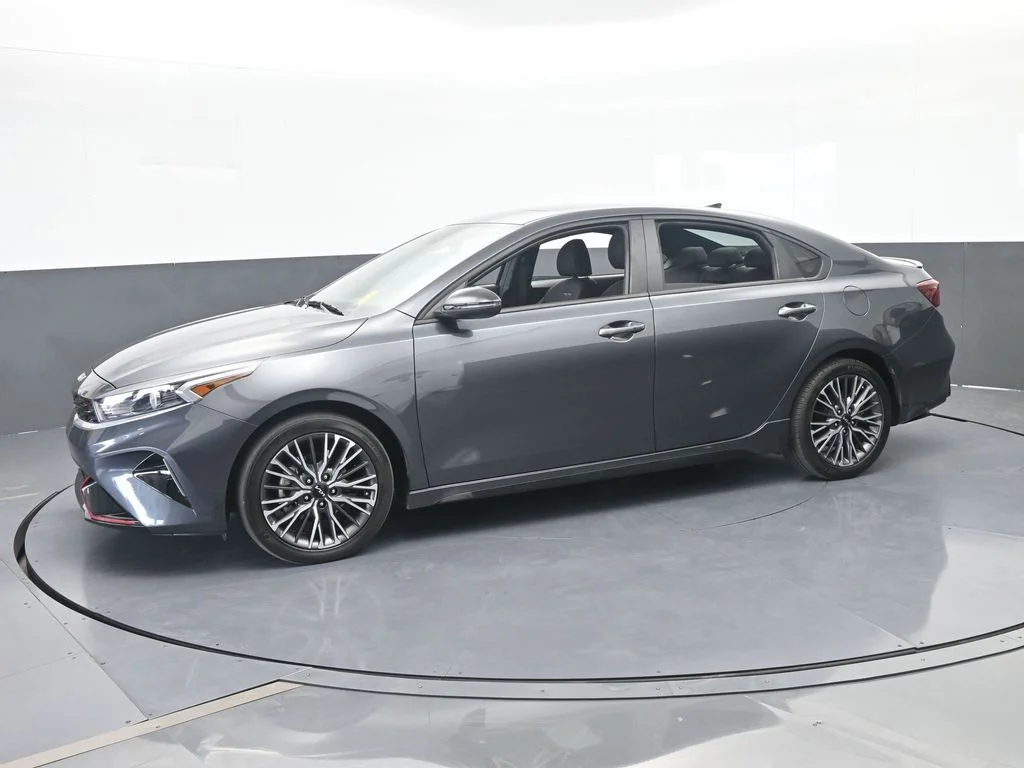 Used 2024 Gravity Gray Kia GT-Line image 2