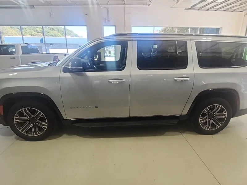 Used 2024 Silver Jeep Series II image 4