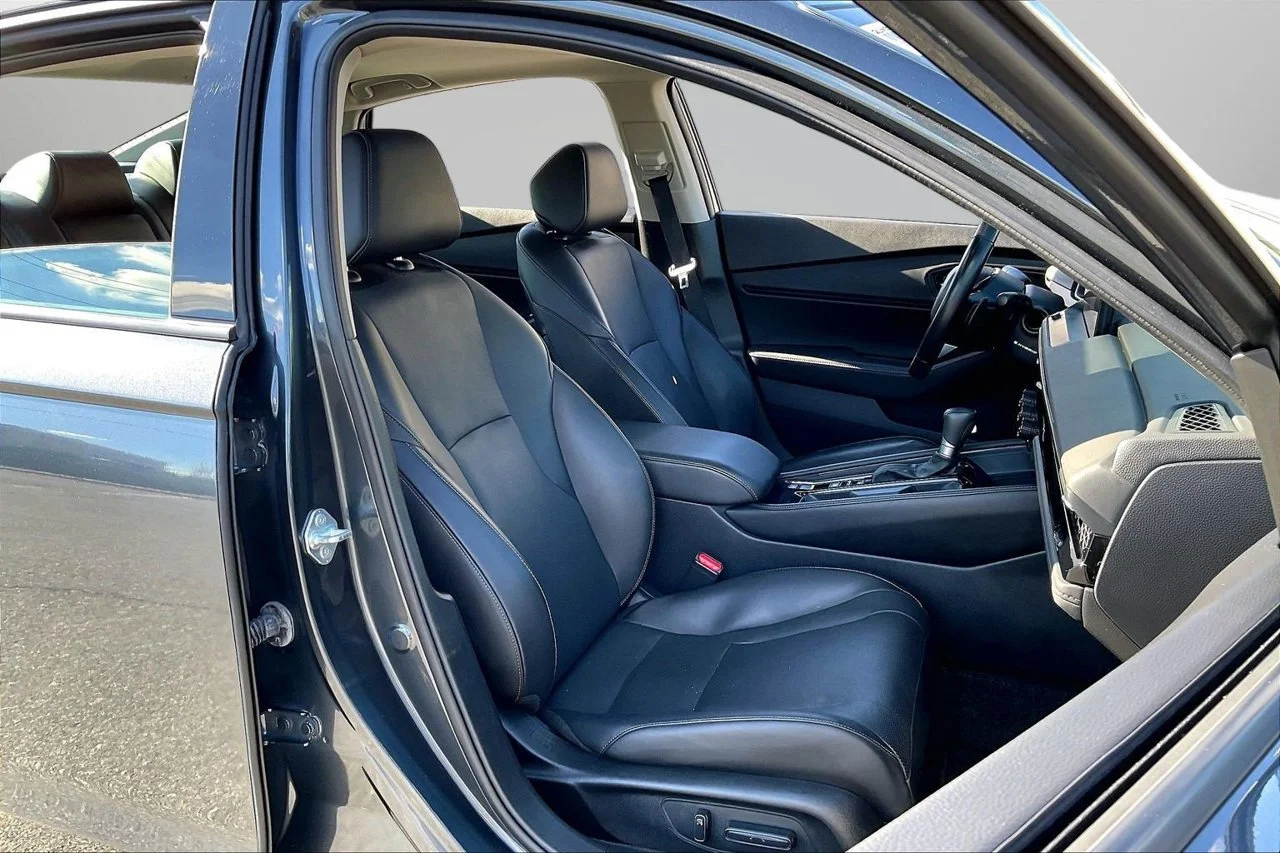 Certified Used 2023  Honda Touring image 24