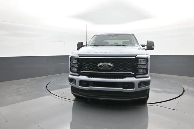 New 2026 Glacier Gray Metallic Tri-Coat Ford F-250® Lariat® image 3