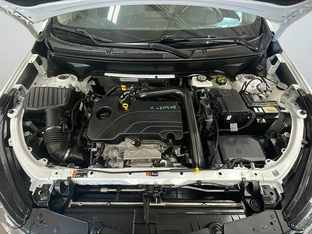 2023 Chevrolet Equinox LT - Photo 40