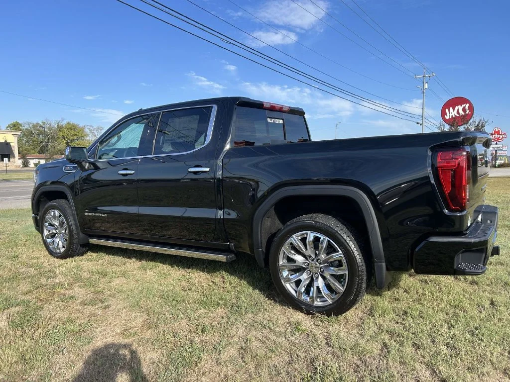 New 2026 Onyx Black GMC Denali image 6