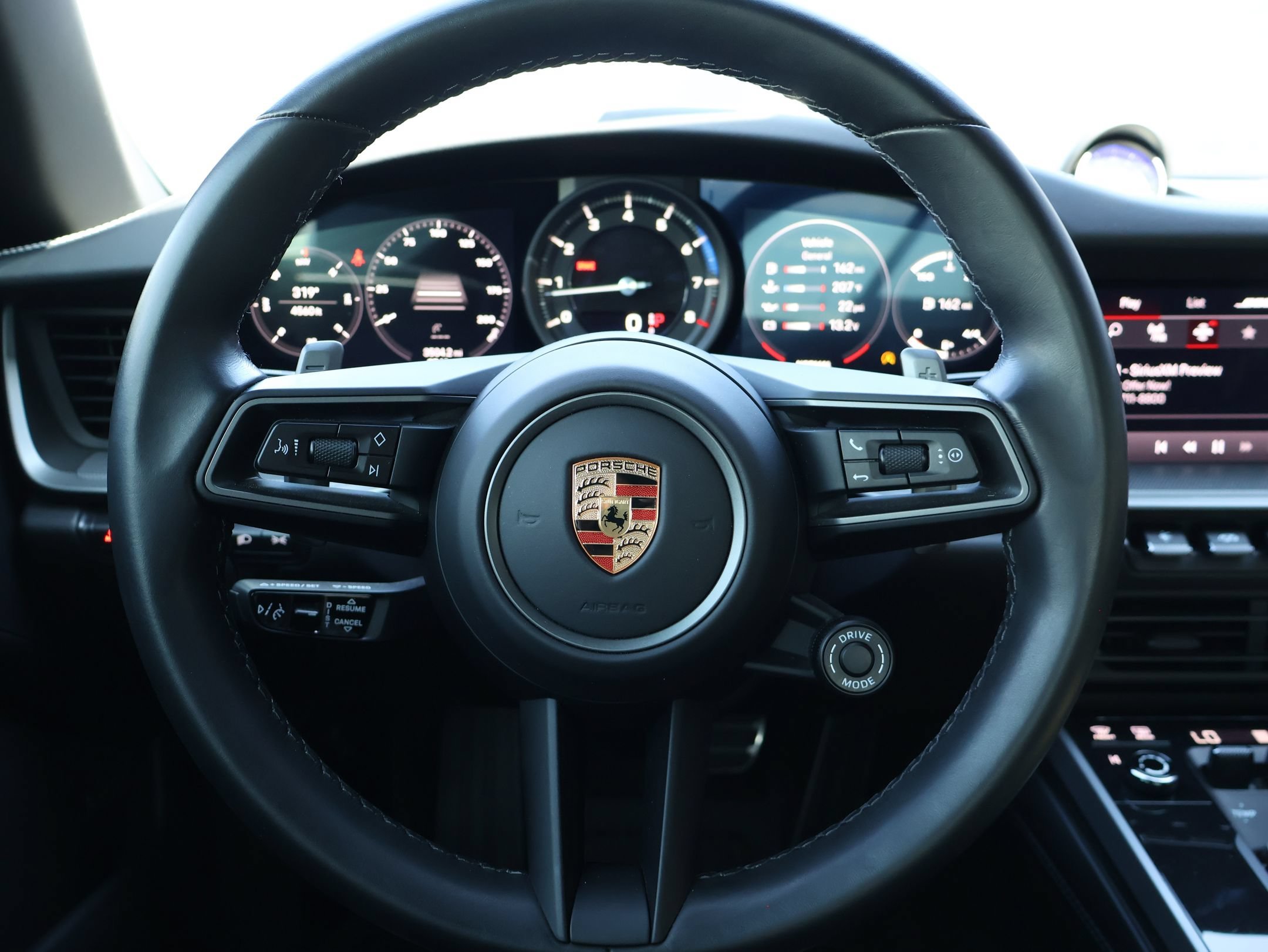 Certified Used 2023 Arctic Grey Porsche Carrera 4S image 15
