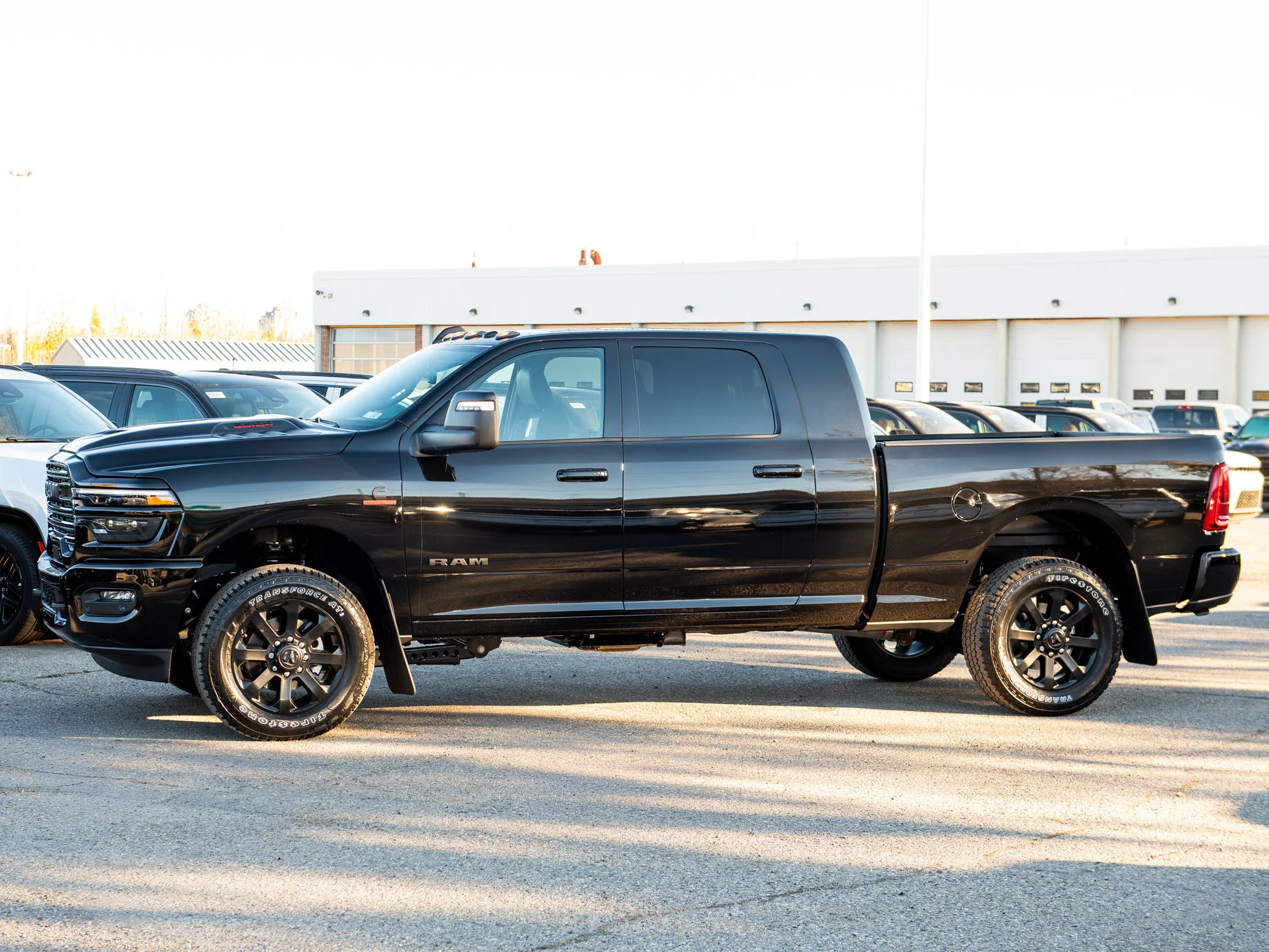 New 2027 Black RAM Laramie Night* Mega Cab 4x4, Sunroof, Heated Leather, 5th Wheel Prep image 3