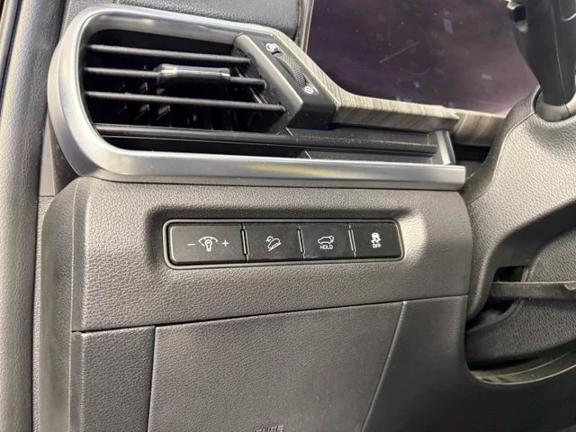 Used 2024 Black Kia SX image 25