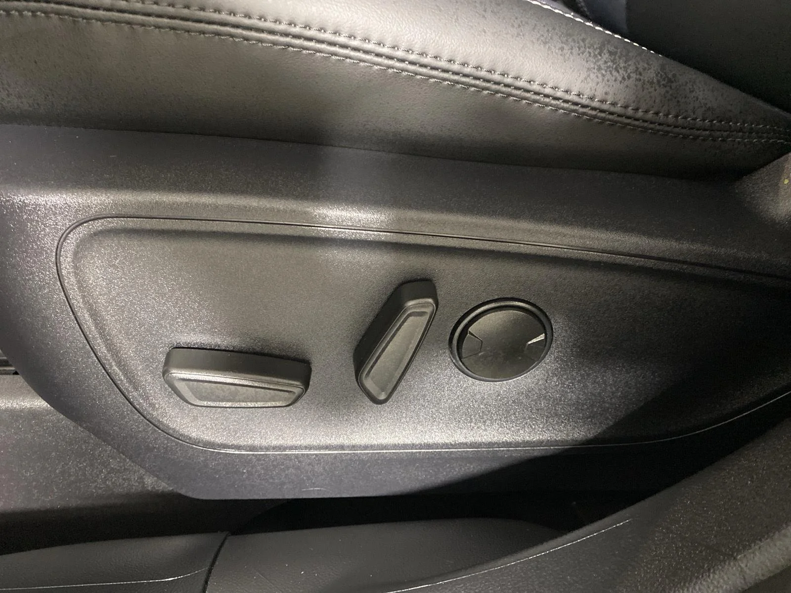 Used 2025 Carbonized Gray Ford Outer Banks image 14