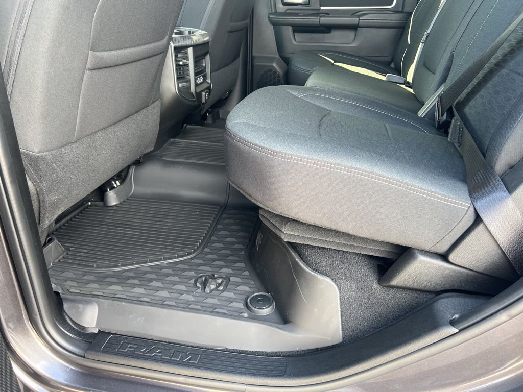 2025 RAM 2500 Big Horn - Photo 13