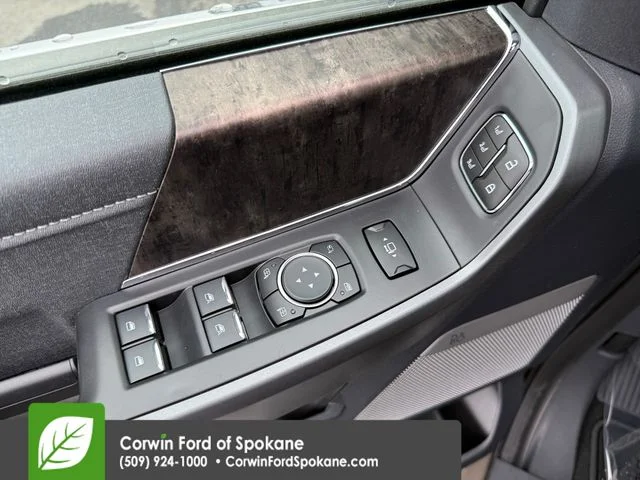 New 2026 Marsh Gray Ford Lariat image 19