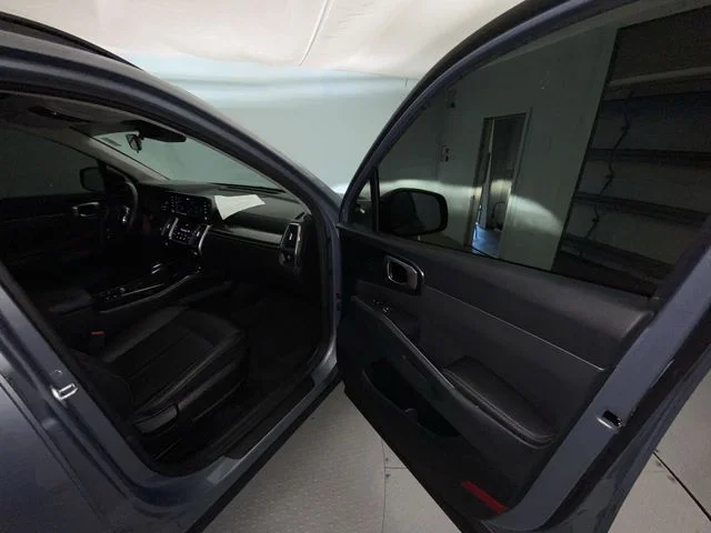 Used 2023 Silver Kia S image 26