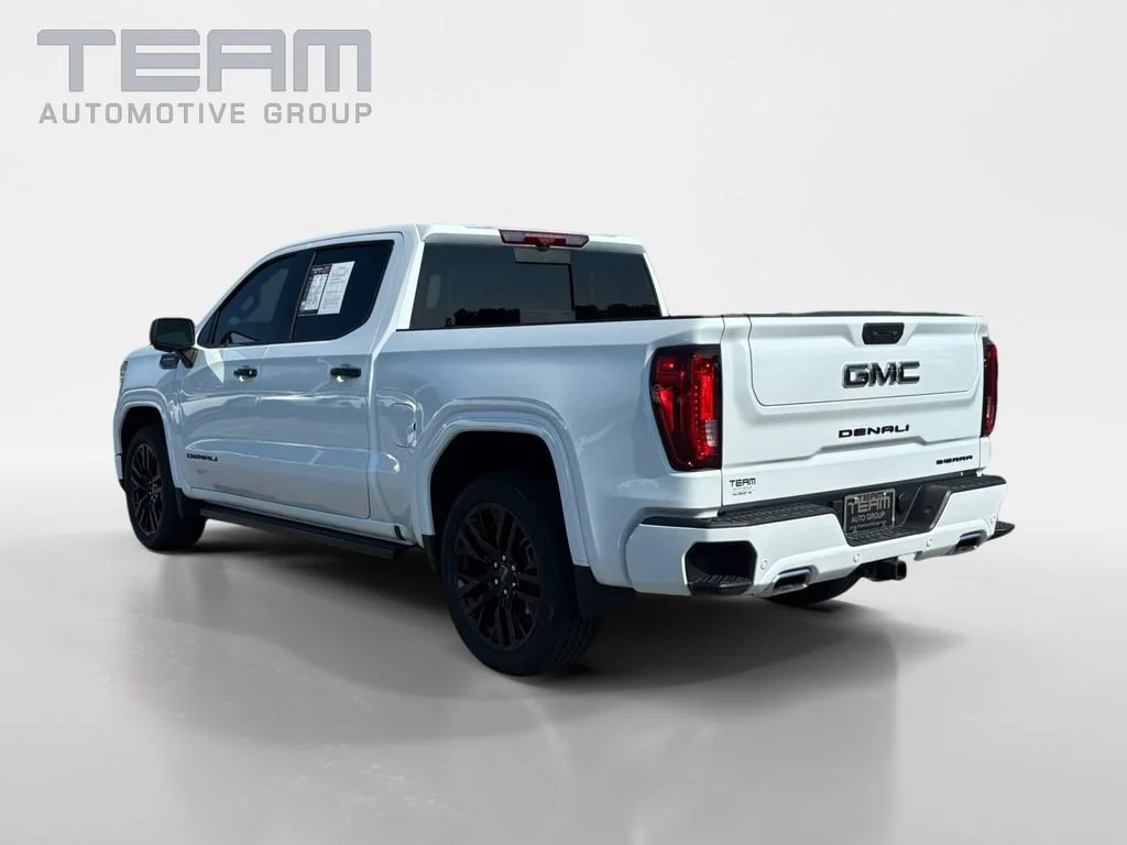 Used 2026 Glacier White Tricoat GMC Denali Ultimate image 5