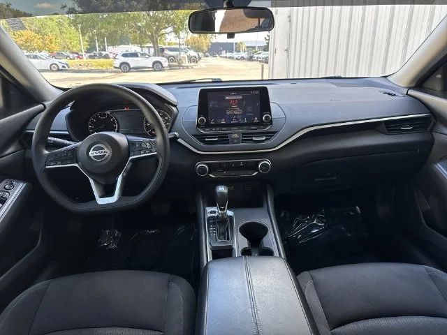 Used 2020 Gray Nissan 2.5 S image 9