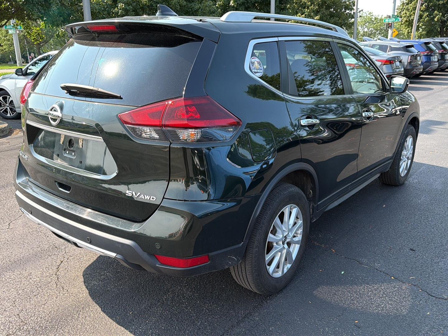 Used 2020 Midnight Pine Metallic Nissan SV image 3
