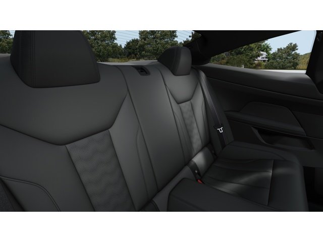 New 2027 0C4W Skyscraper Grey Metallic BMW Competition xDrive image 12