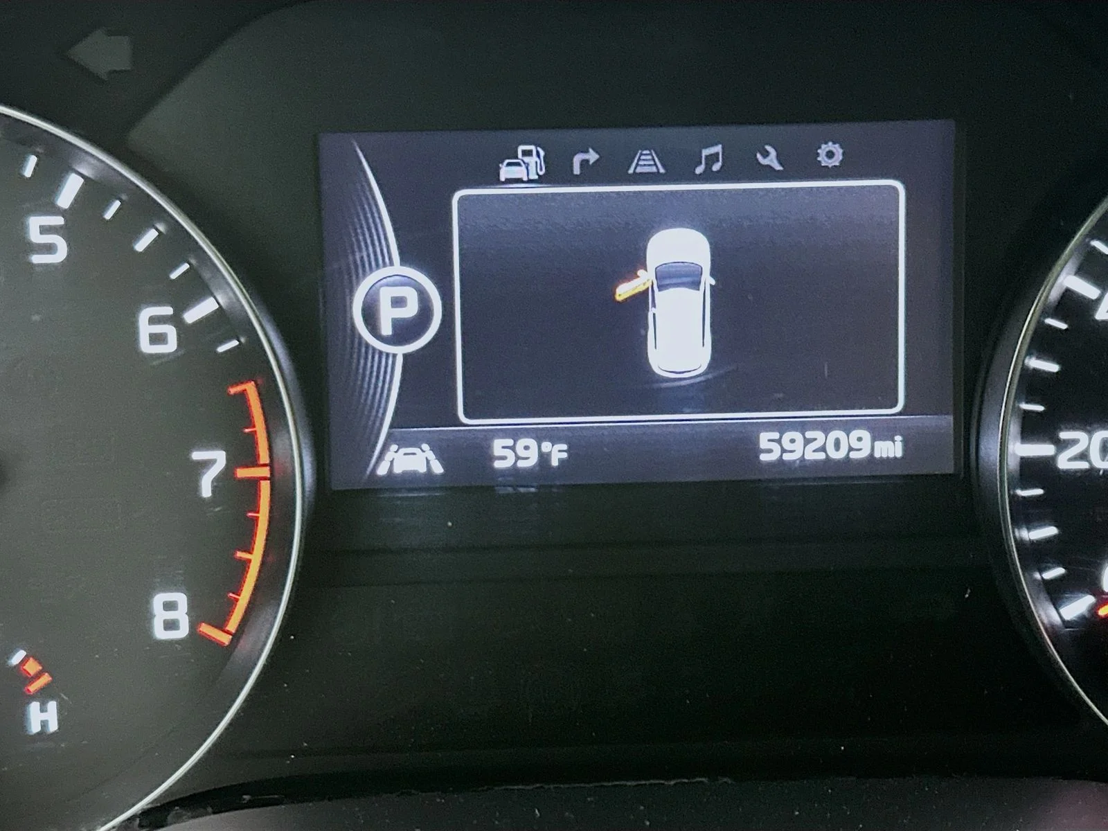 Used 2017 Mineral Silver Kia SX image 12