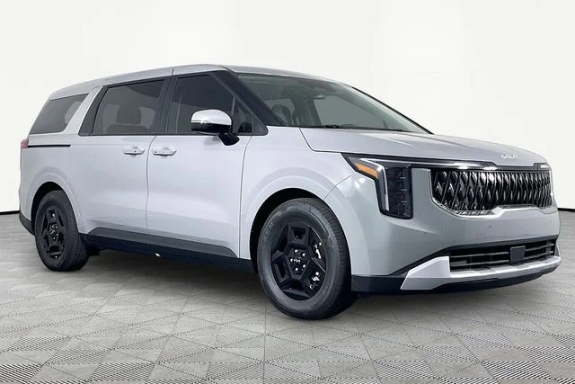 New 2027 White Kia LXS image 3