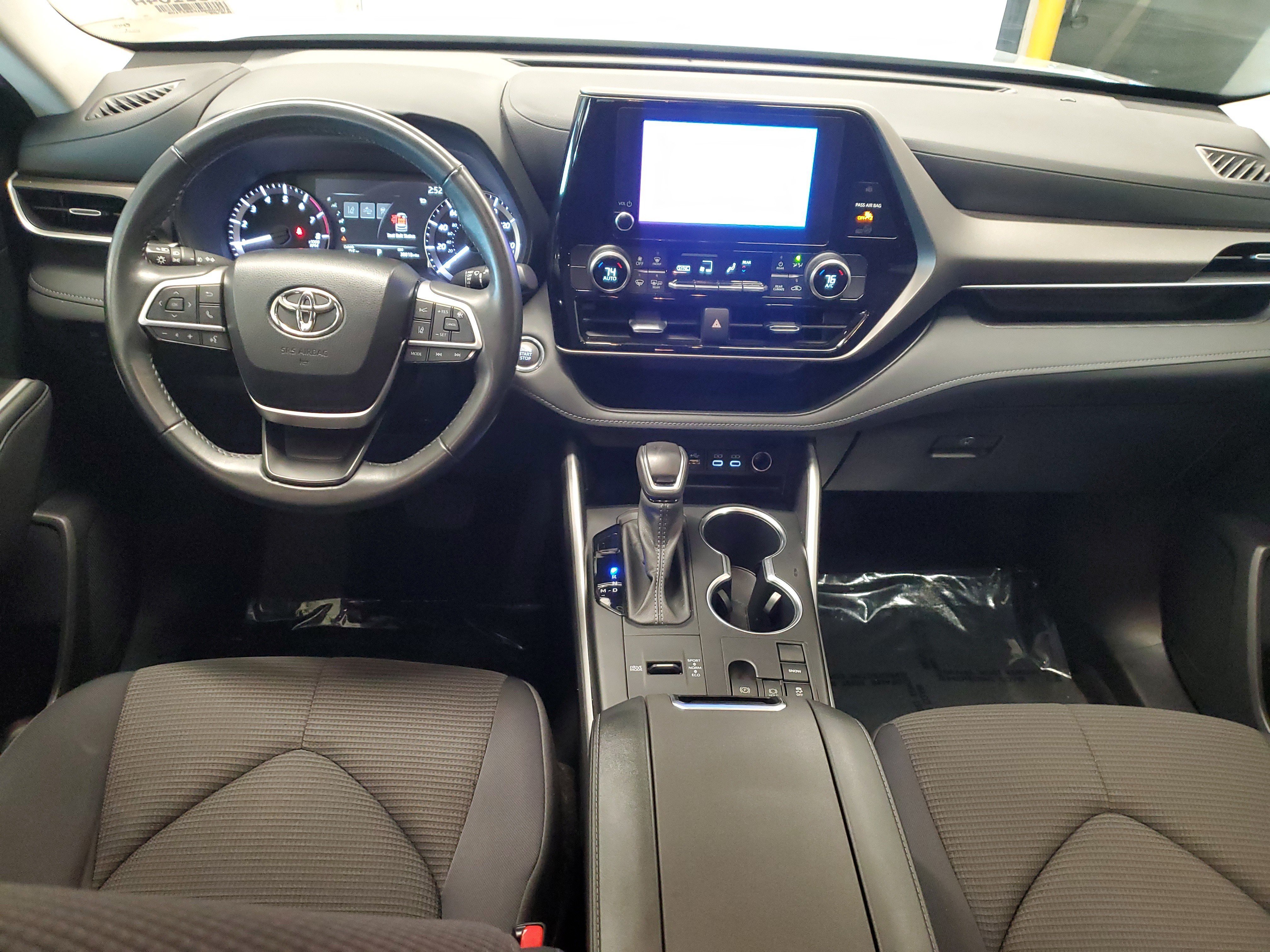 Used 2023 Celestial Silver Metallic Toyota LE image 15