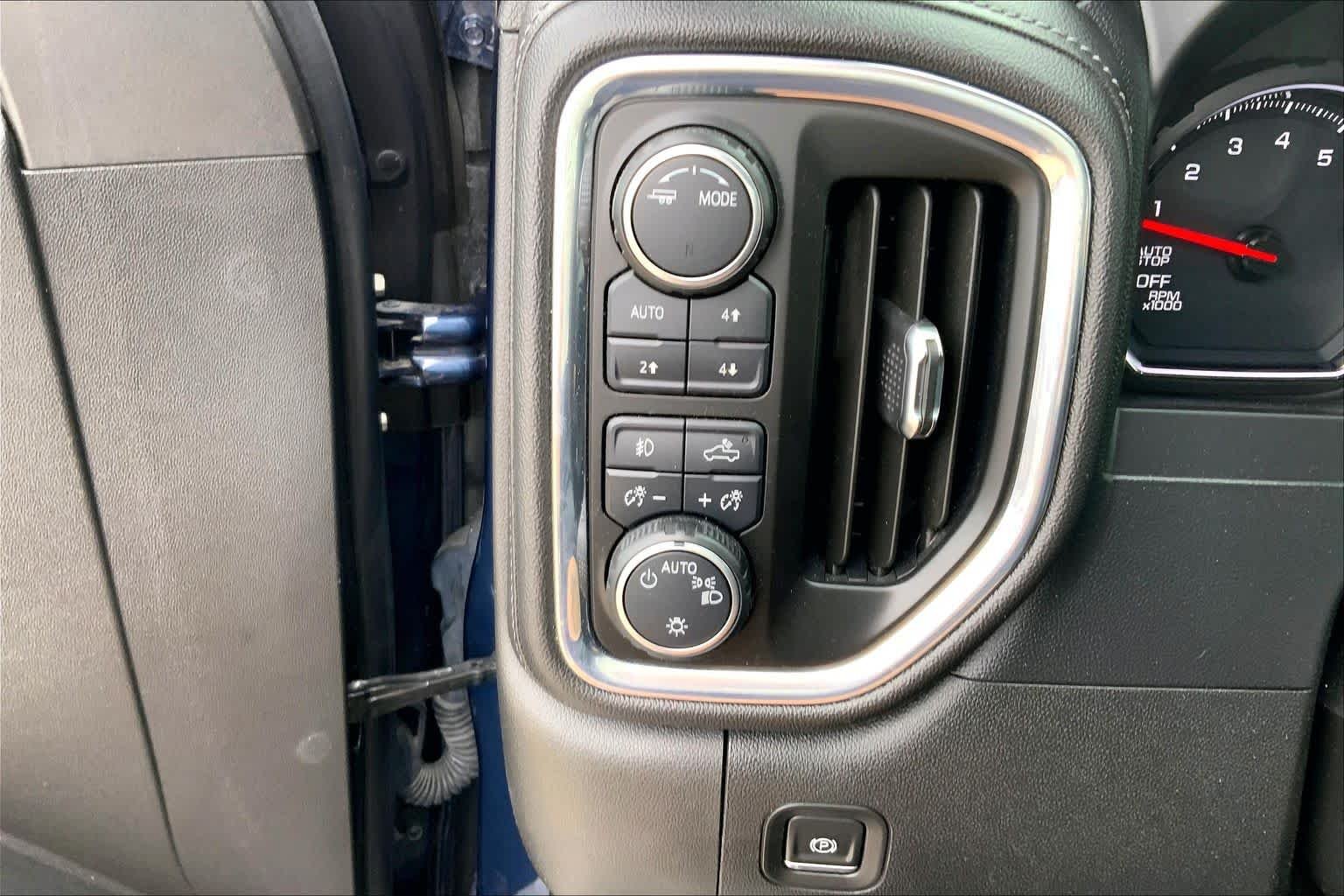 Used 2020 Northsky Blue Metallic Chevrolet LT Trail Boss image 32