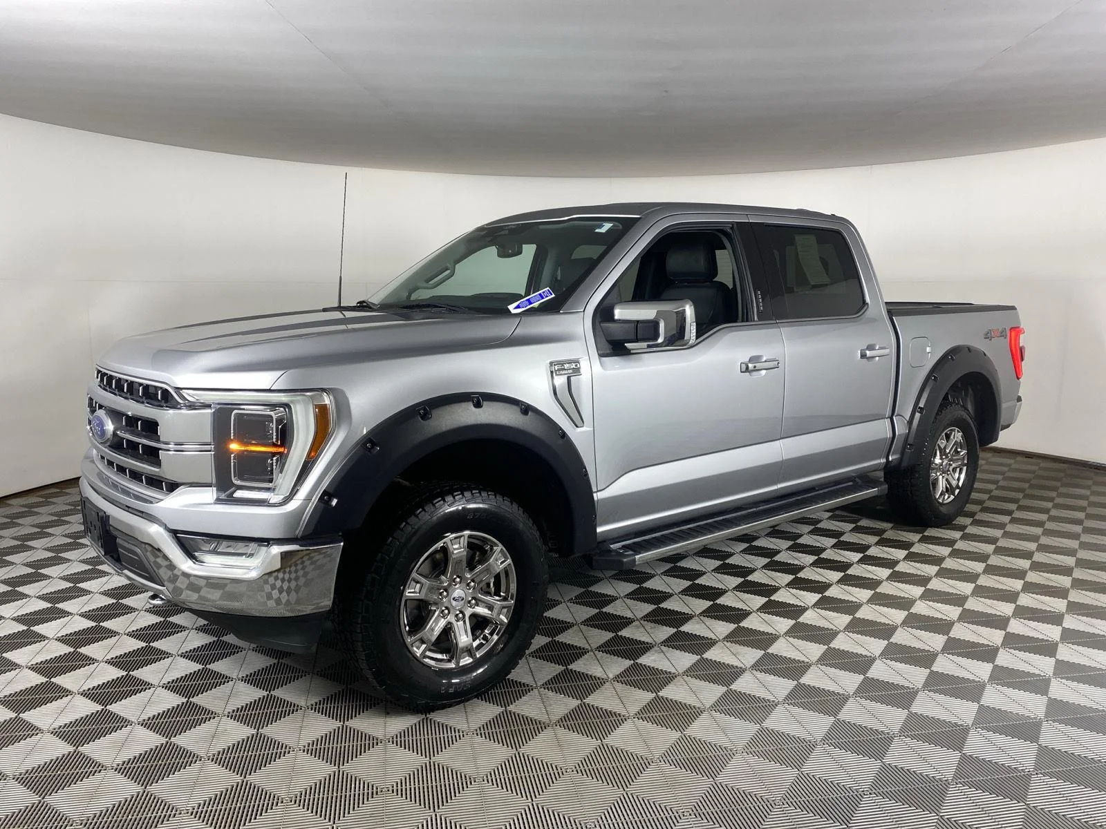 Used 2021 Iconic Silver Ford LARIAT image 3
