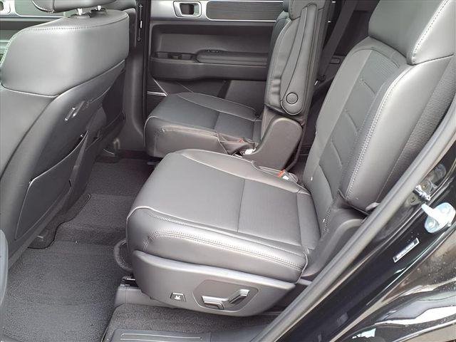 New 2026 Black Hyundai Limited AWD image 11