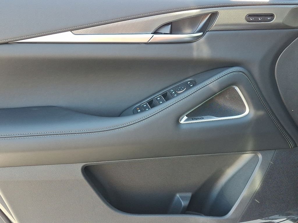 Used 2026 Gray INFINITI LUXE image 9