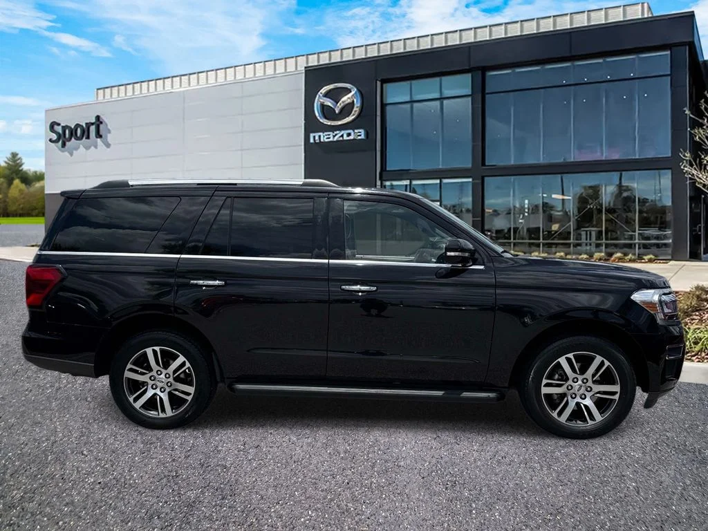 Used 2024 Black Ford Limited image 2