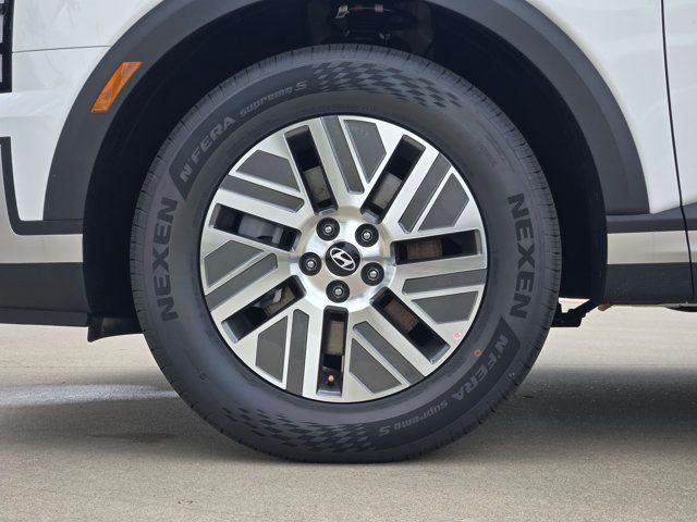 New 2026 White Hyundai Blue SEL 7P image 31