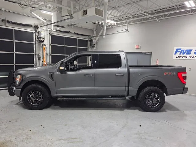 Used 2023 Gray Ford Lariat image 4