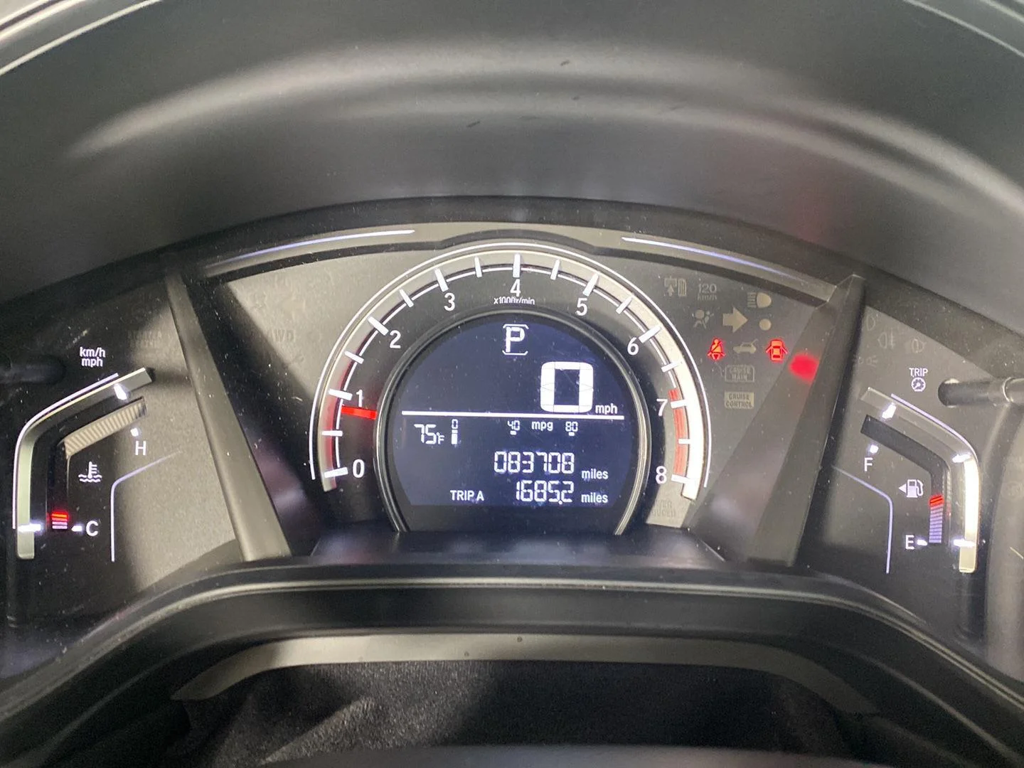 Used 2018 Lunar Silver Metallic Honda LX image 14