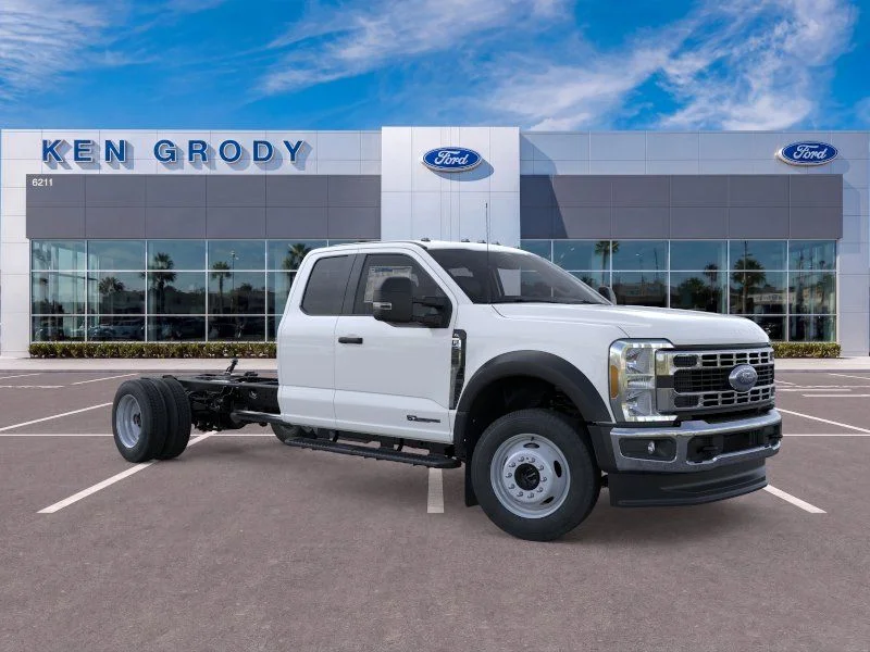 New 2026 White Ford XL image 1