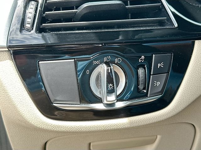 Used 2022 Gray BMW 530i image 10