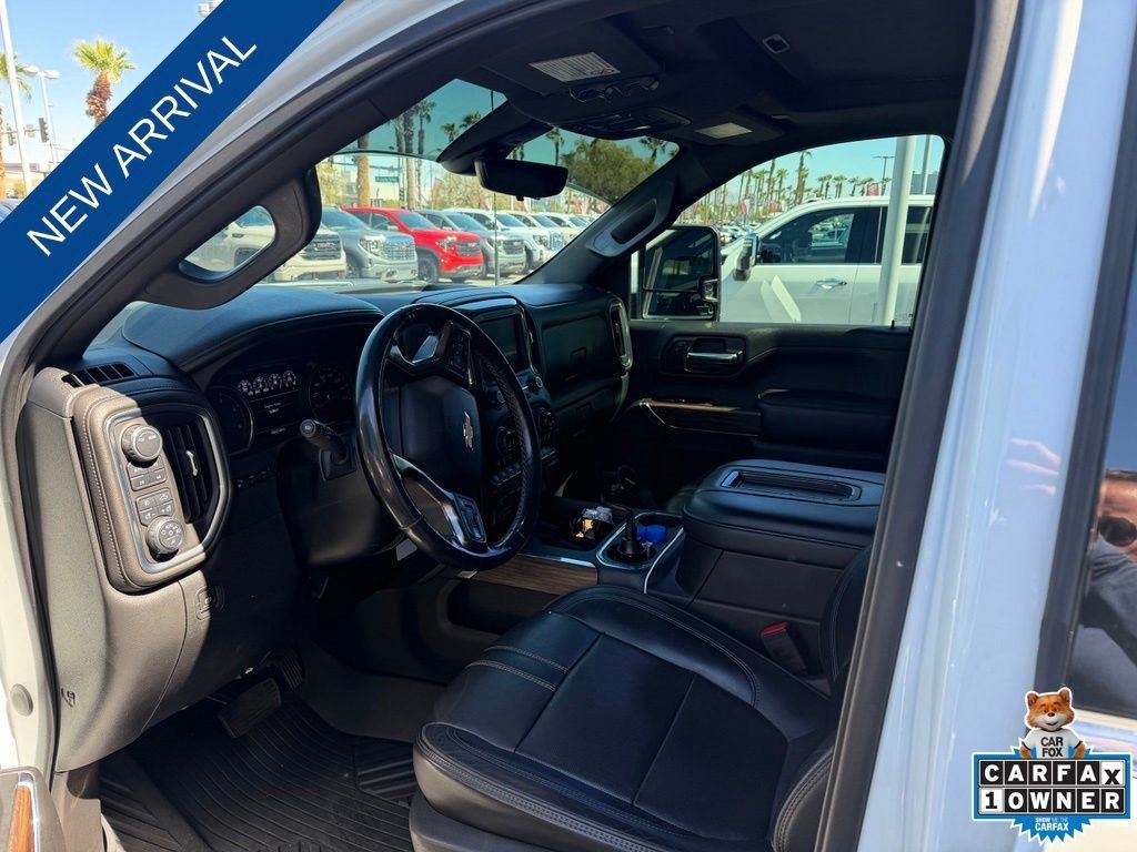 Used 2020 SUMMIT WHITE Chevrolet High Country image 4