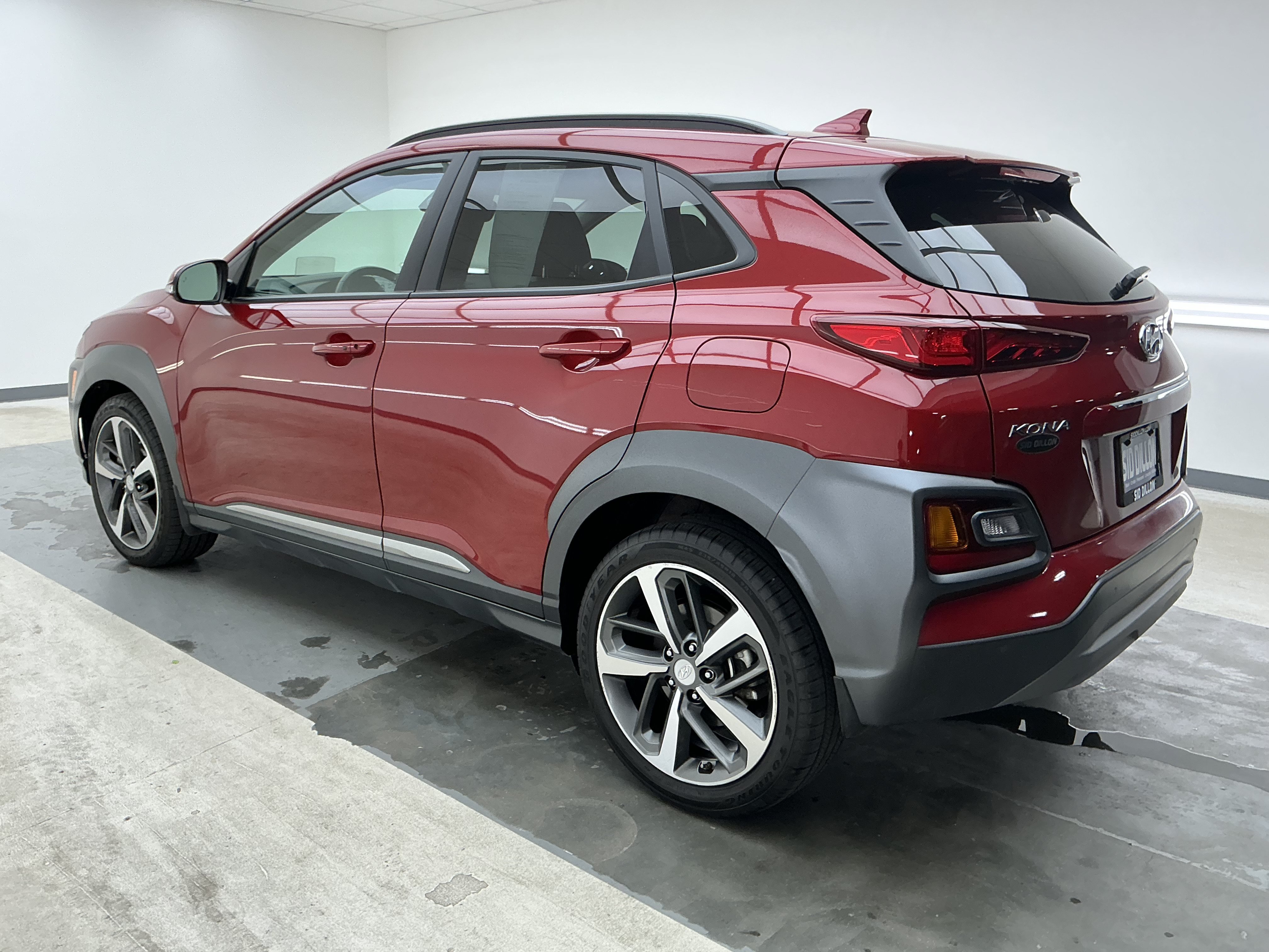 Certified Used 2020 Pulse Red Hyundai Ultimate image 6