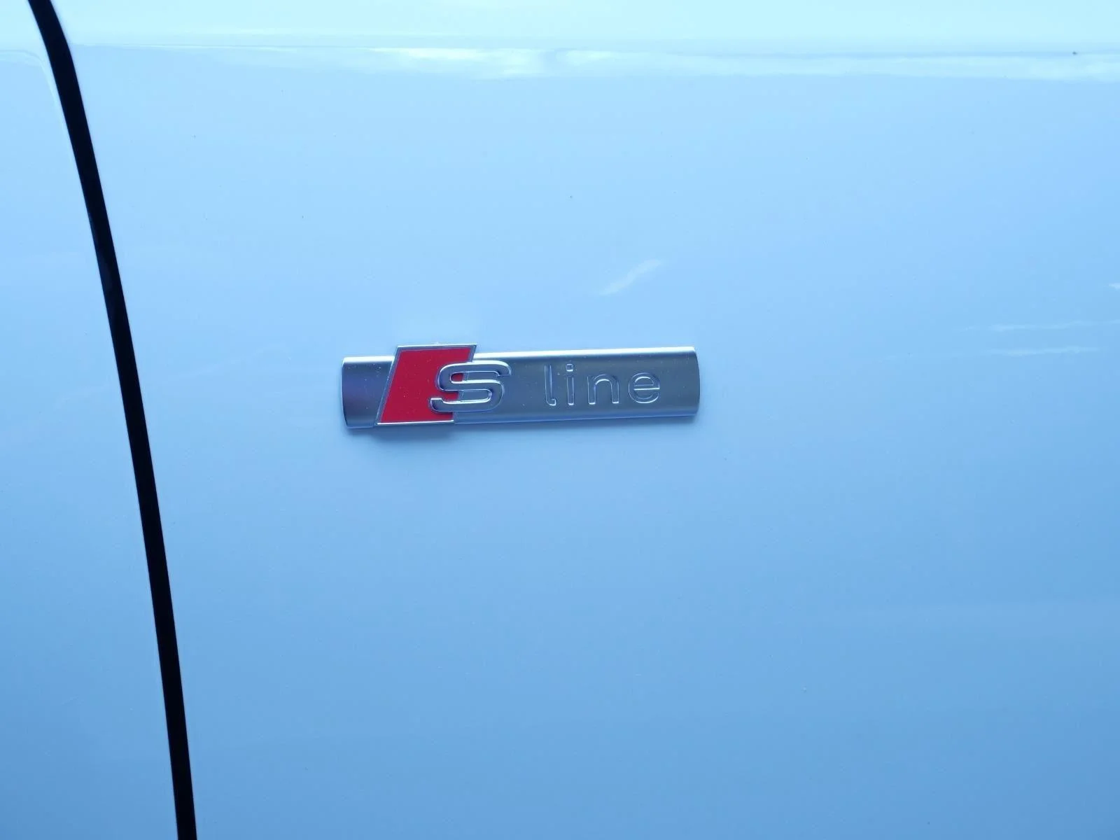 New 2026 Glacier White Metallic Audi Premium Plus image 17