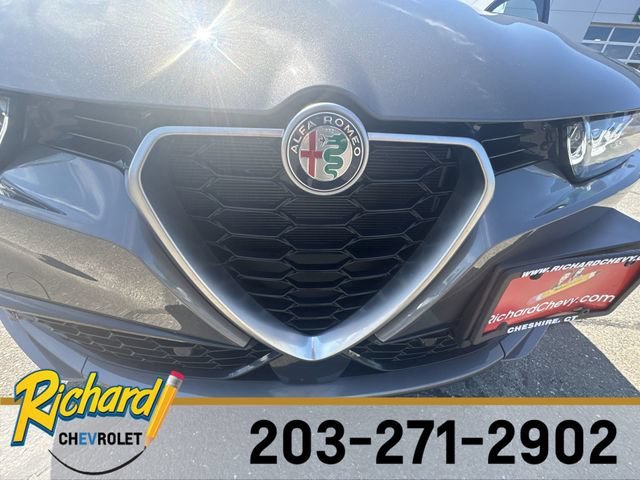 Used 2024 Gray Alfa Romeo Ti EAWD image 32